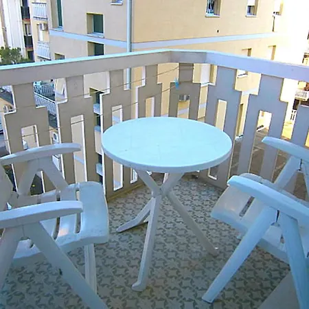Ca Bianca Apartment Bibione
